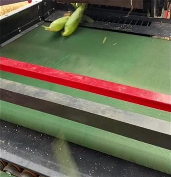 玉米采收機(jī)跑步帶-1