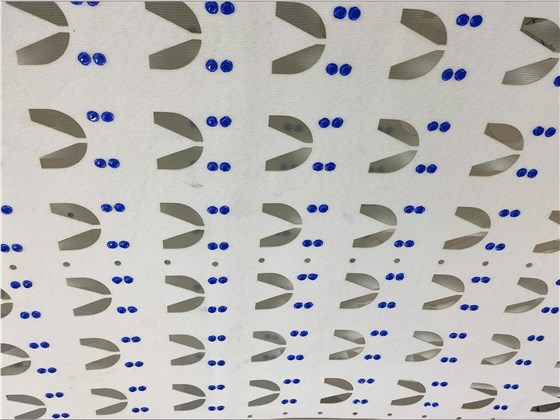 白色食品輸送帶