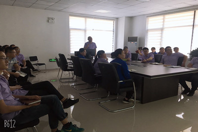 修總就銷售部5月份月季展開總結(jié)大會