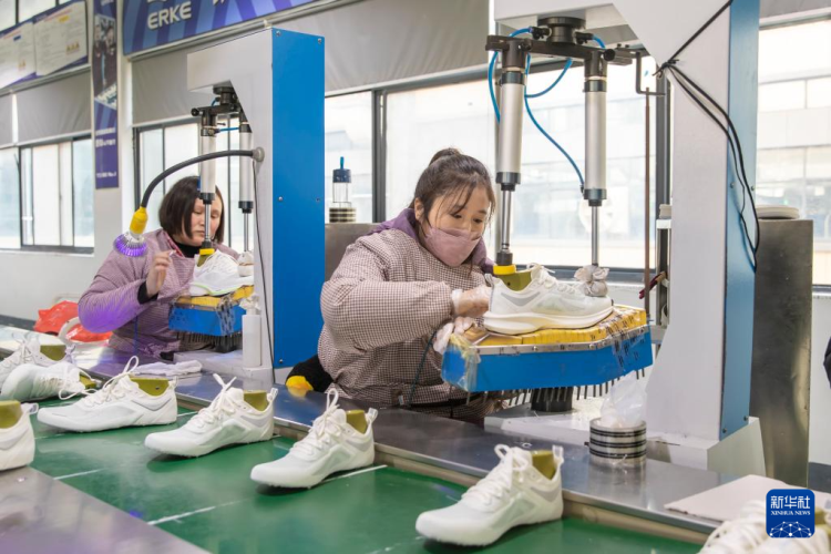 65b24d04e4b00c7721137a2b_m