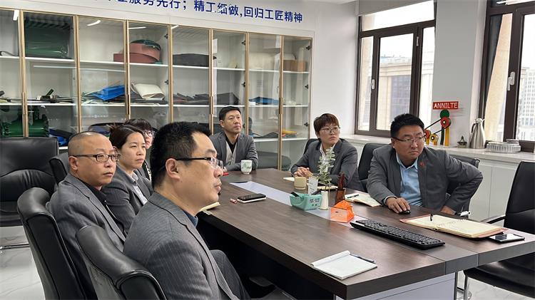 民營(yíng)經(jīng)濟(jì)0228-7